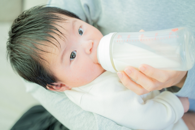 授乳をしている写真