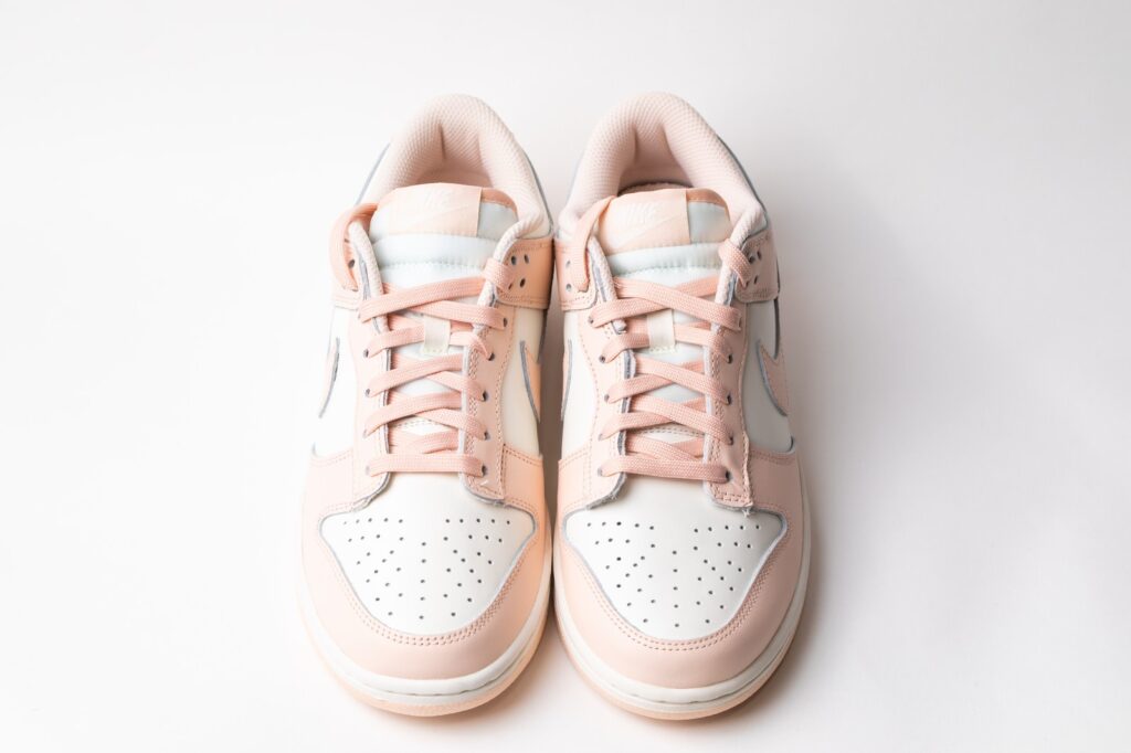 きれいになったピンクのスニーカー